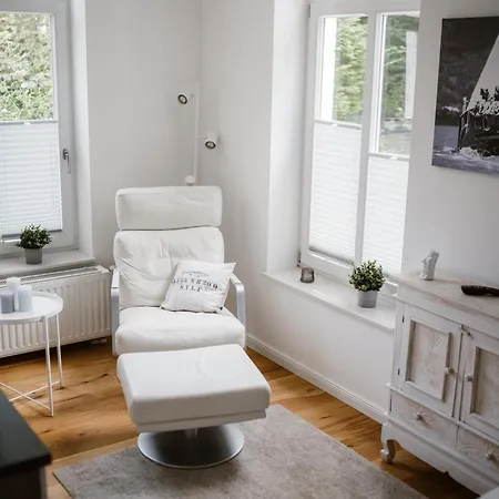 Exklusive Mit Privatterrasse Plön