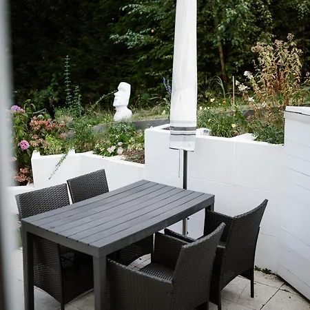 Exklusive Mit Privatterrasse *